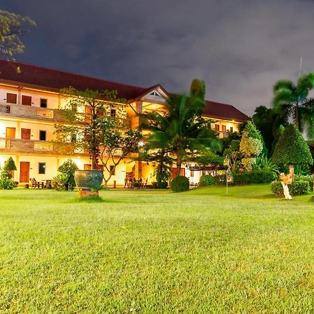 Pn Gold Resort Bangsaen Екстериор снимка