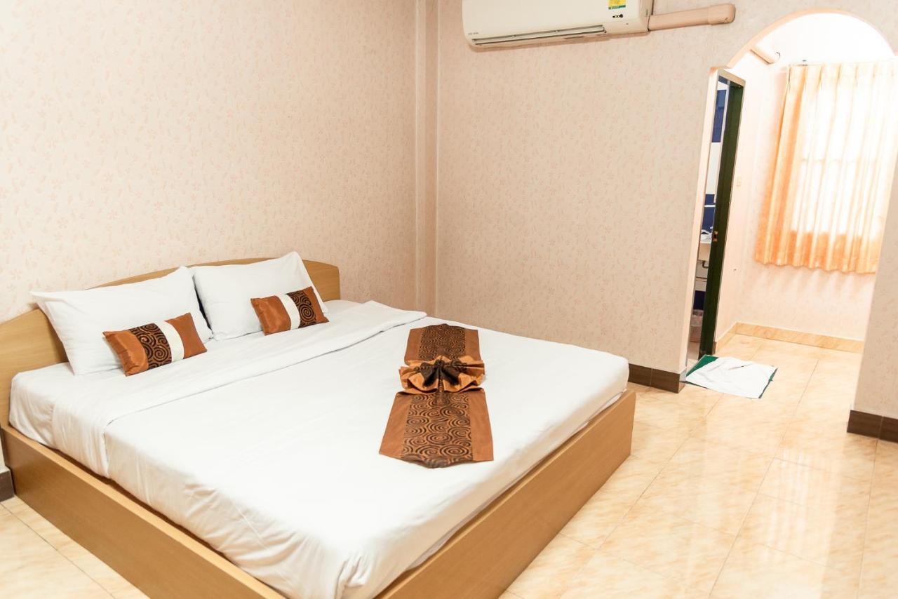 Pn Gold Resort Bangsaen Екстериор снимка