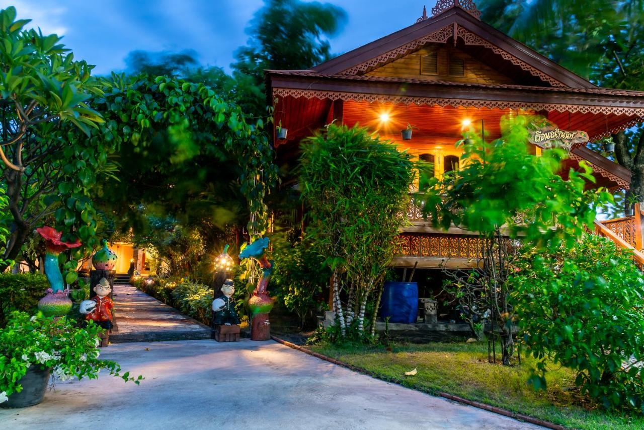 Pn Gold Resort Bangsaen Екстериор снимка