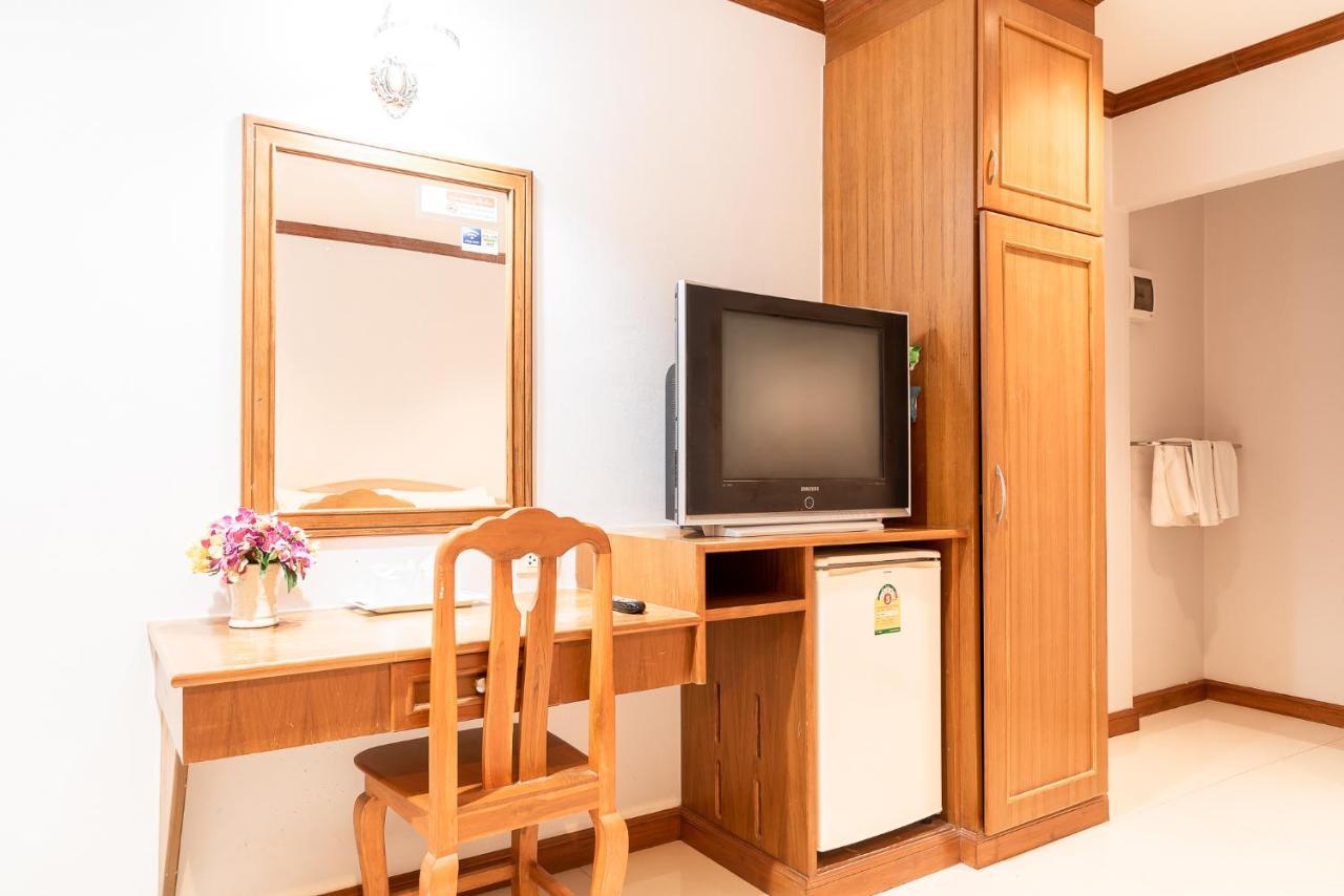 Pn Gold Resort Bangsaen Екстериор снимка