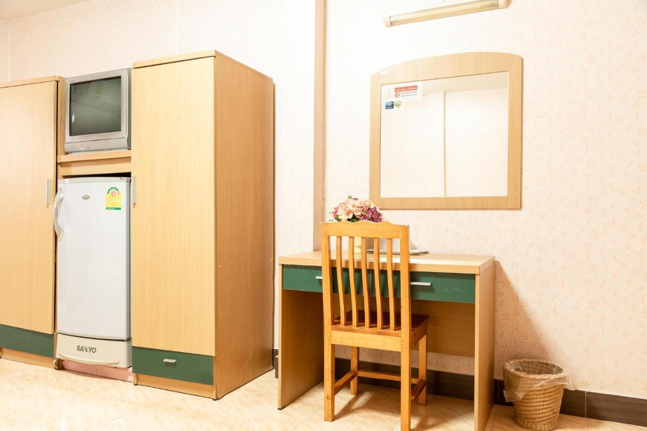 Pn Gold Resort Bangsaen Екстериор снимка